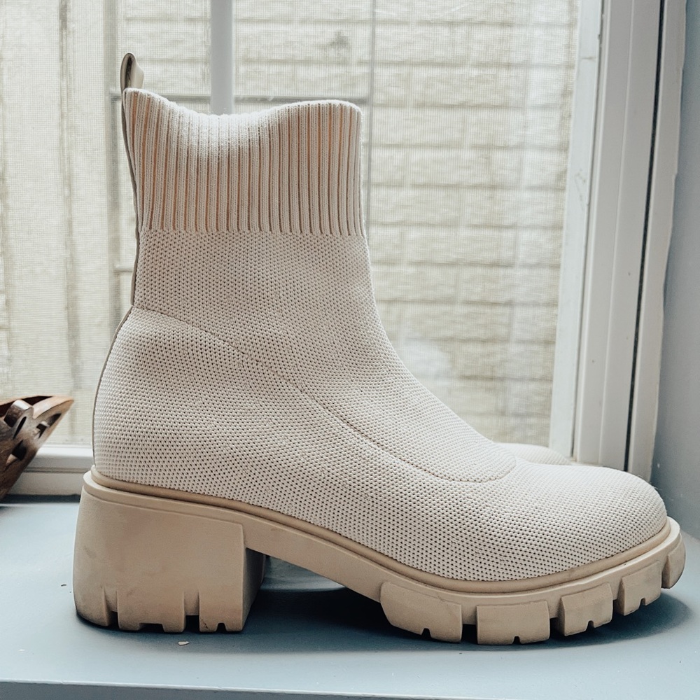 STEVE MADDEN SOCK BOOTS